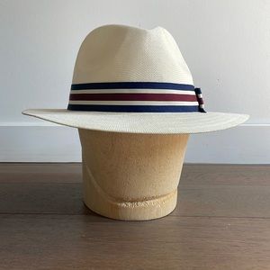 Stetson straw hat.